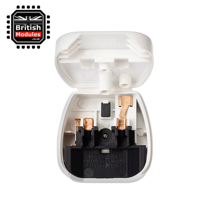 EU 2 Pin Plug to UK Mains Plug White Converter with 5A Fuse